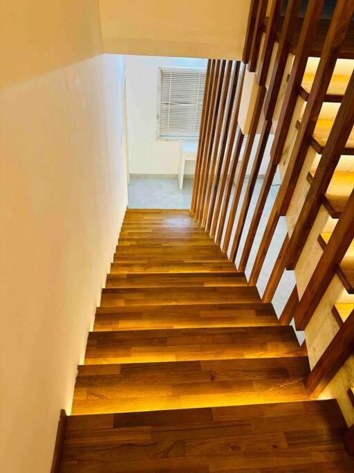 White House Sky View Theatre Villa In Gachibowli Exterior foto
